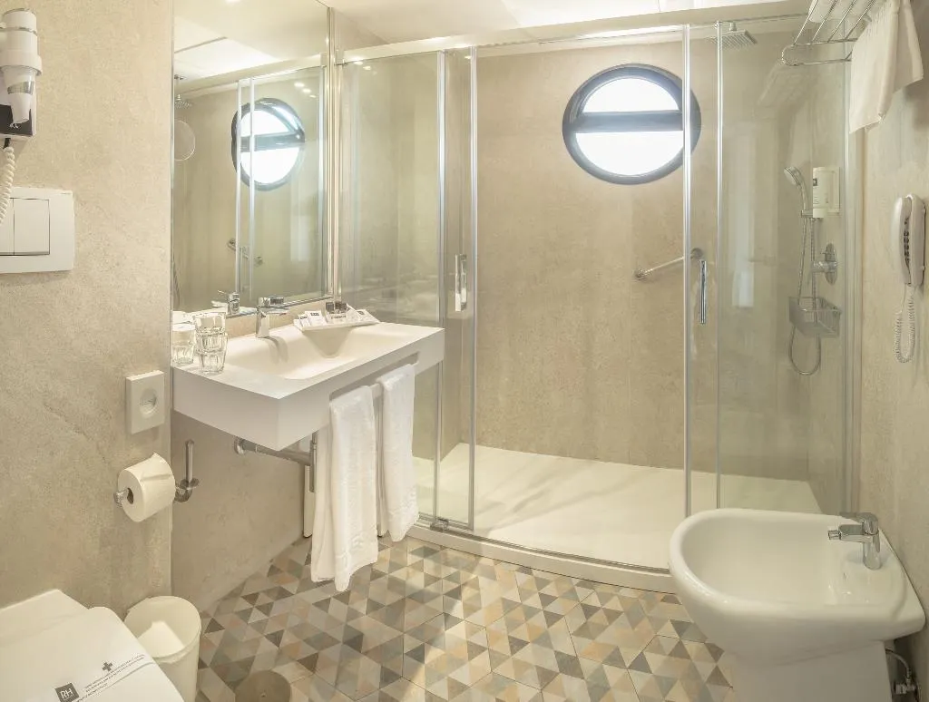 Double or Twin SUPERIOR Room, RH Princesa, Costa Blanca