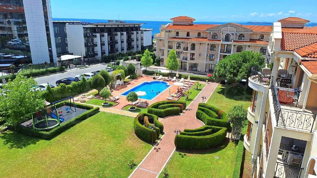 Pool, Maisonettes In Royal Bay Residence And Spa, Bourgas