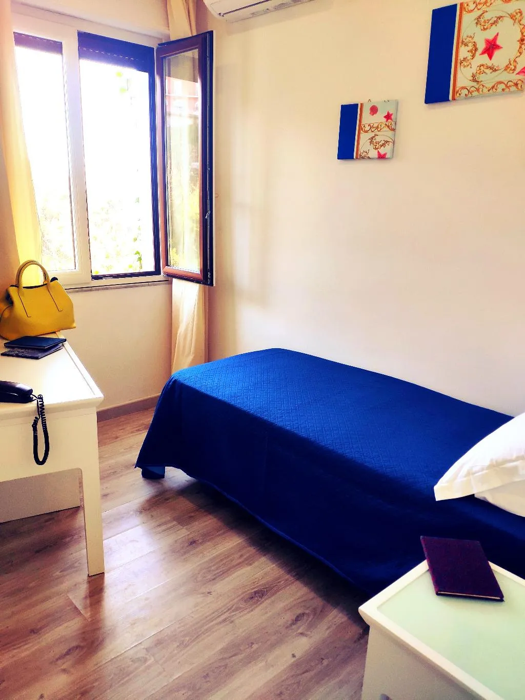 SINGLE ECONOMY Room, Oriente, Naples