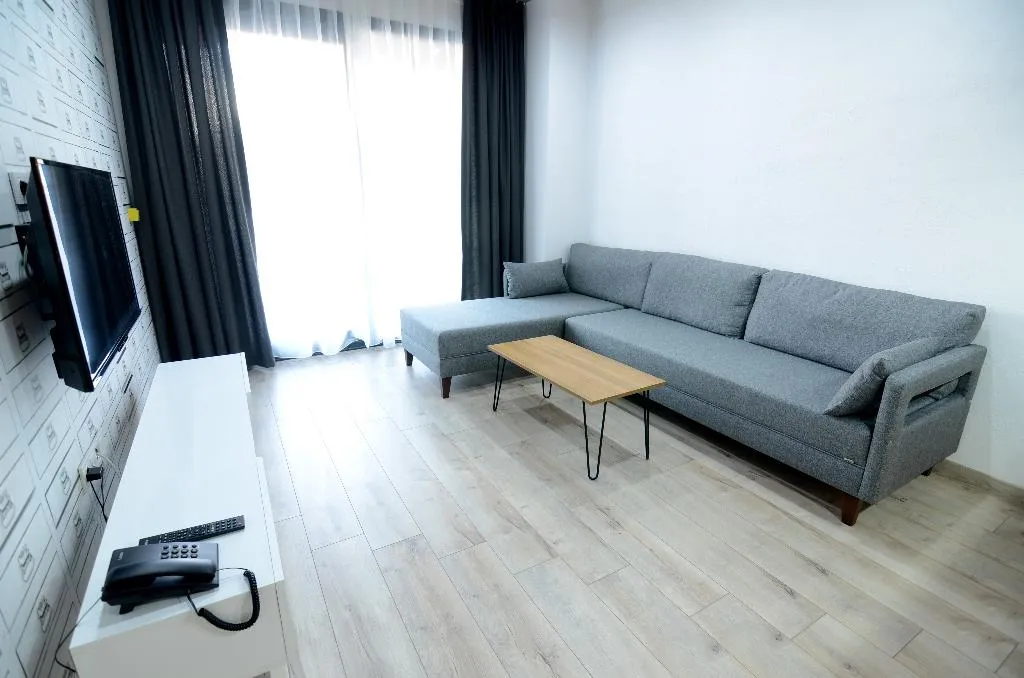 APARTMENT CLASSIC ONE BEDROOM Room, Coordinat Suites, Izmir