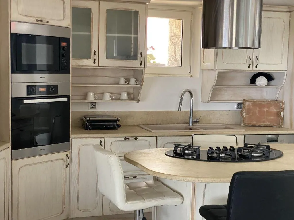 Room, Flaskos Suites, Mykonos