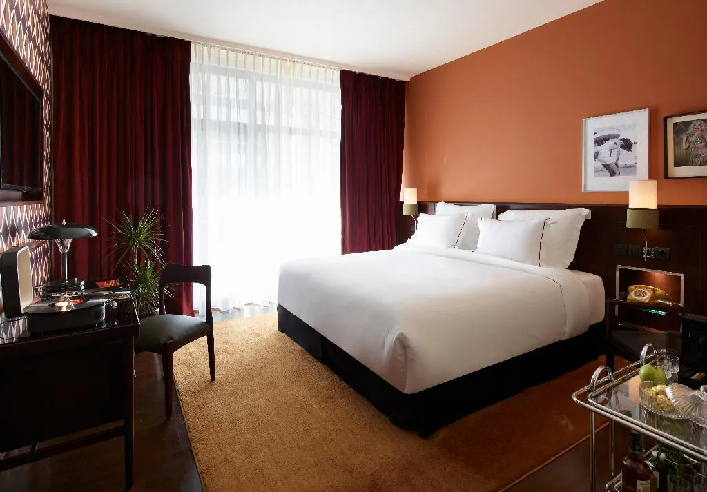 DOUBLE SINGLE USE DELUXE WITH BALCONY Room, Brown Acropol, a member of Brown Hotels, Athens