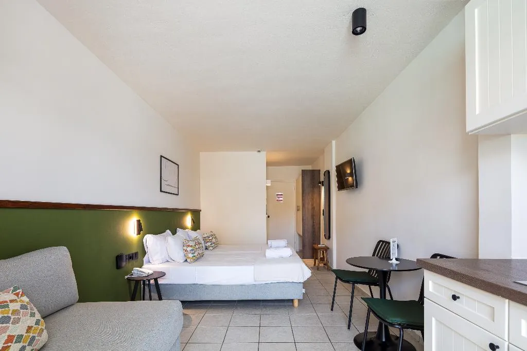 STUDIO POOL VIEW Room, Aristea, Crete