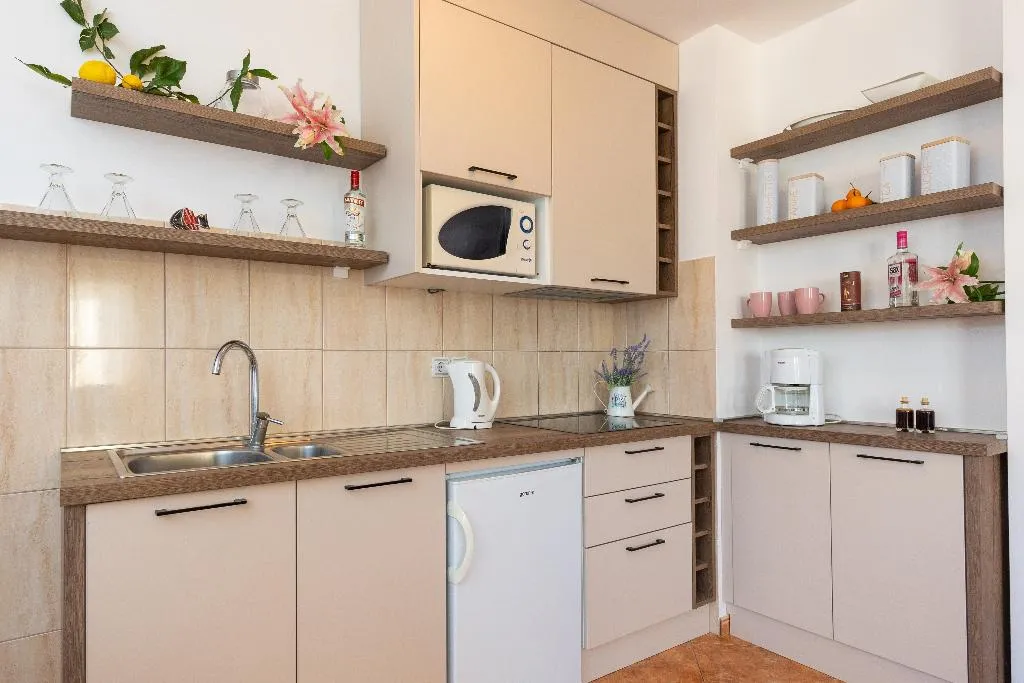 APARTMENT TWO BEDROOMS Room, Villa Erna, Dubrovnik