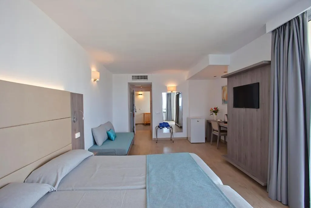 APARTMENT SEA VIEW Room, Playa Dorada, Majorca