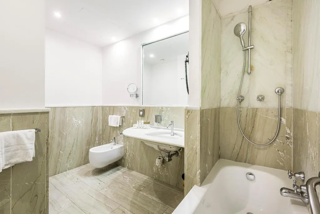 JUNIOR SUITE STANDARD Room, Delle Nazioni, Rome