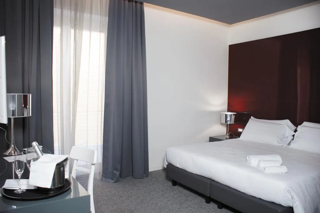 Double or Twin STANDARD Room, Leopardi Business Hotel, Naples
