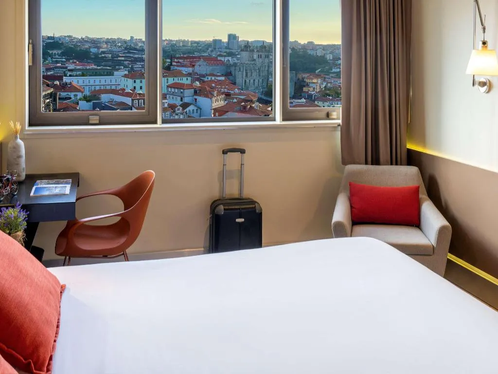 DOUBLE WITH DOUBLE BED Room, Mercure Porto Centro Santa Catarina, Porto