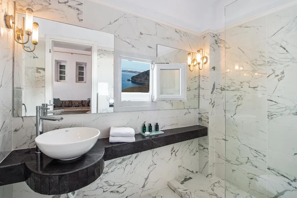 SUITE WITH JACUZZI Room, Athina Luxury Suites, Santorini