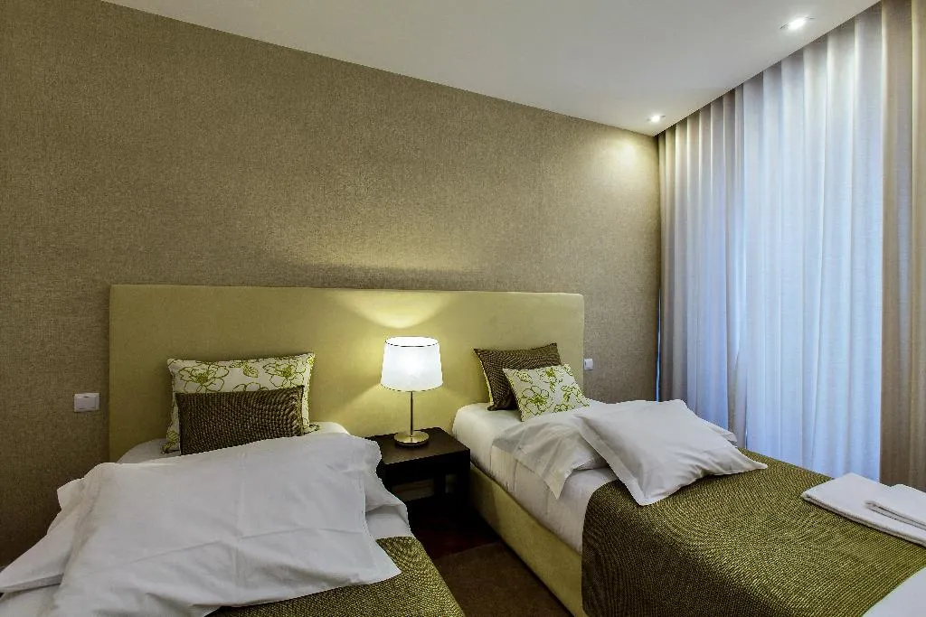 APARTMENT TWO BEDROOMS Room, Casas do Porto - Ribeira Apartments, Porto