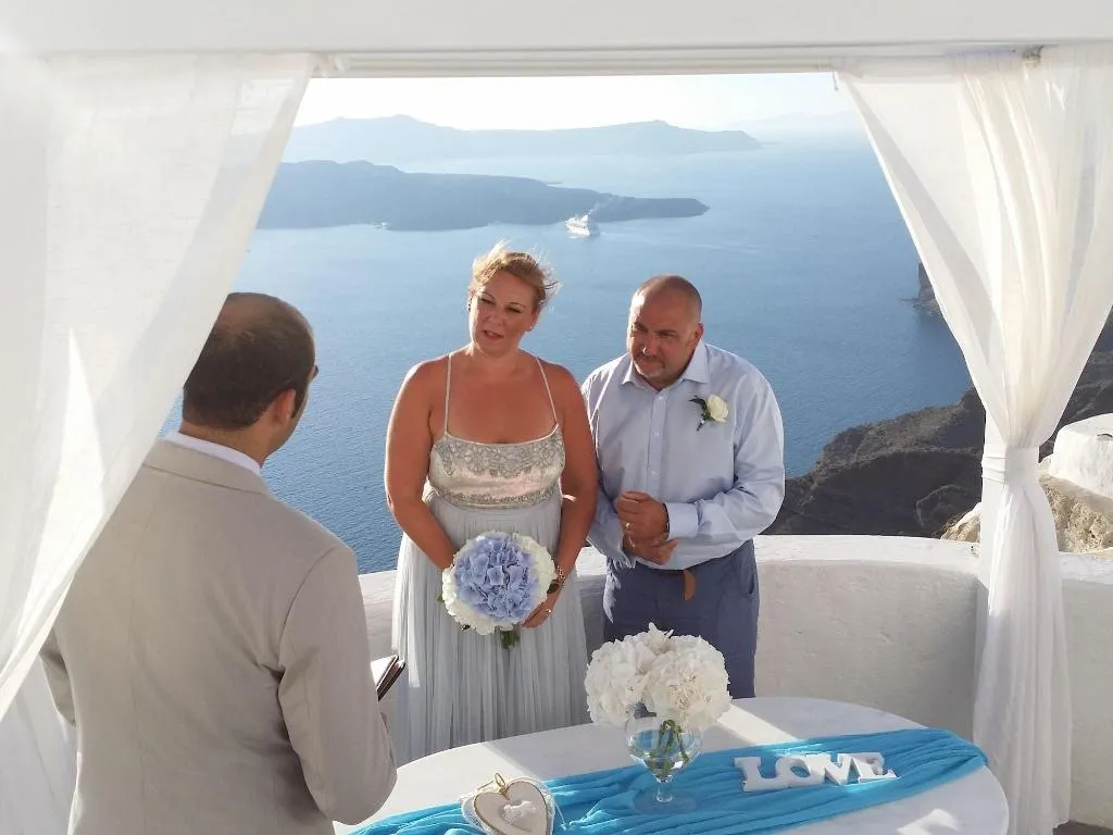 Sports and Entertainment, Pleasure Beachside Studios, Santorini