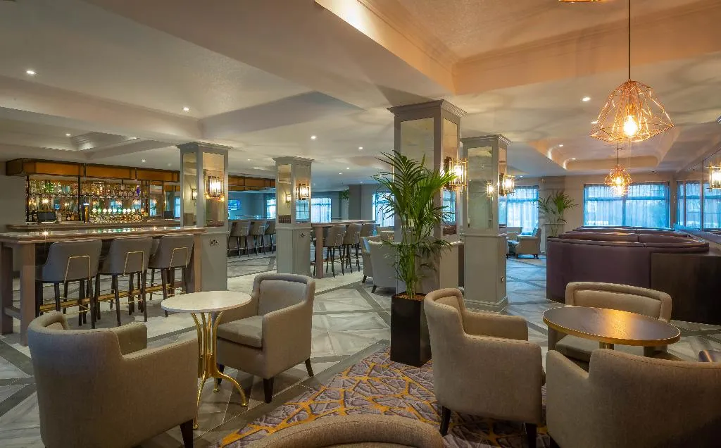 Bar, Maldron Hotel Newlands Cross, Dublin