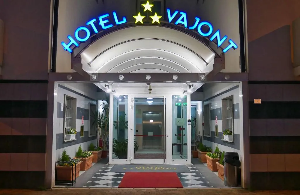 General view, Hotel Vajont, Venice