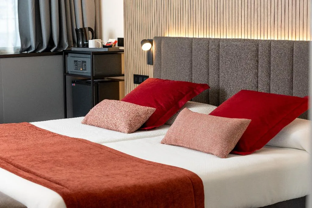 SINGLE STANDARD Room, Alexandre Fira Congress, Barcelona