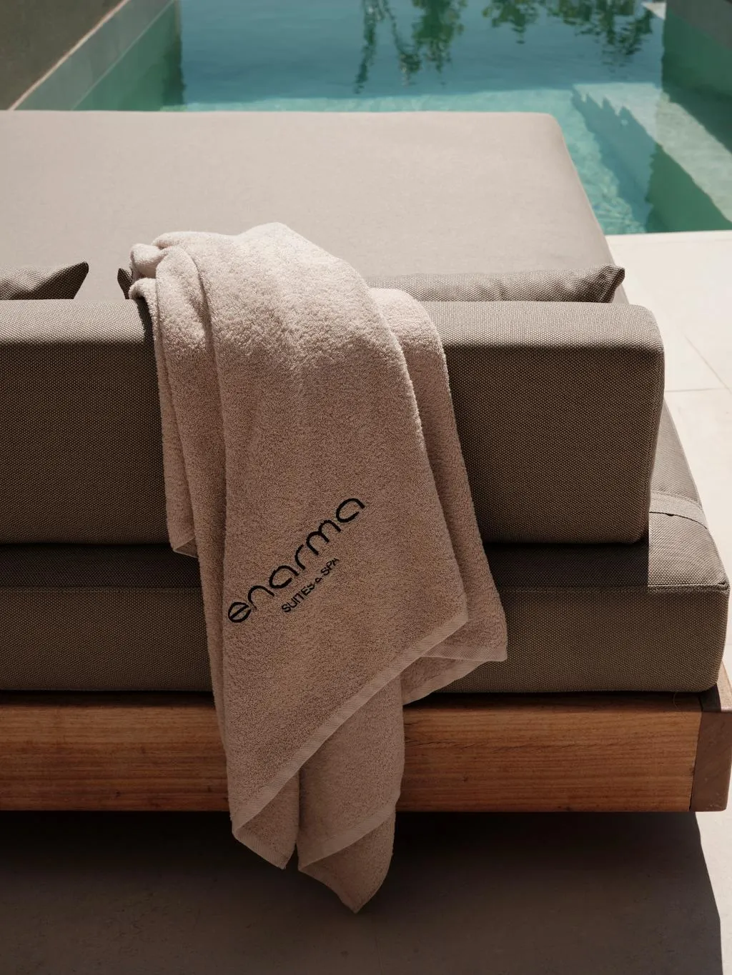 TRIPLE PREMIER Room, Enarma Suites & Spa Wellness Retreat, Santorini