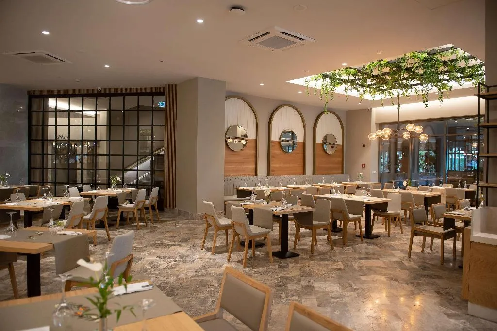Restaurant, Miramare Beach, Antalya