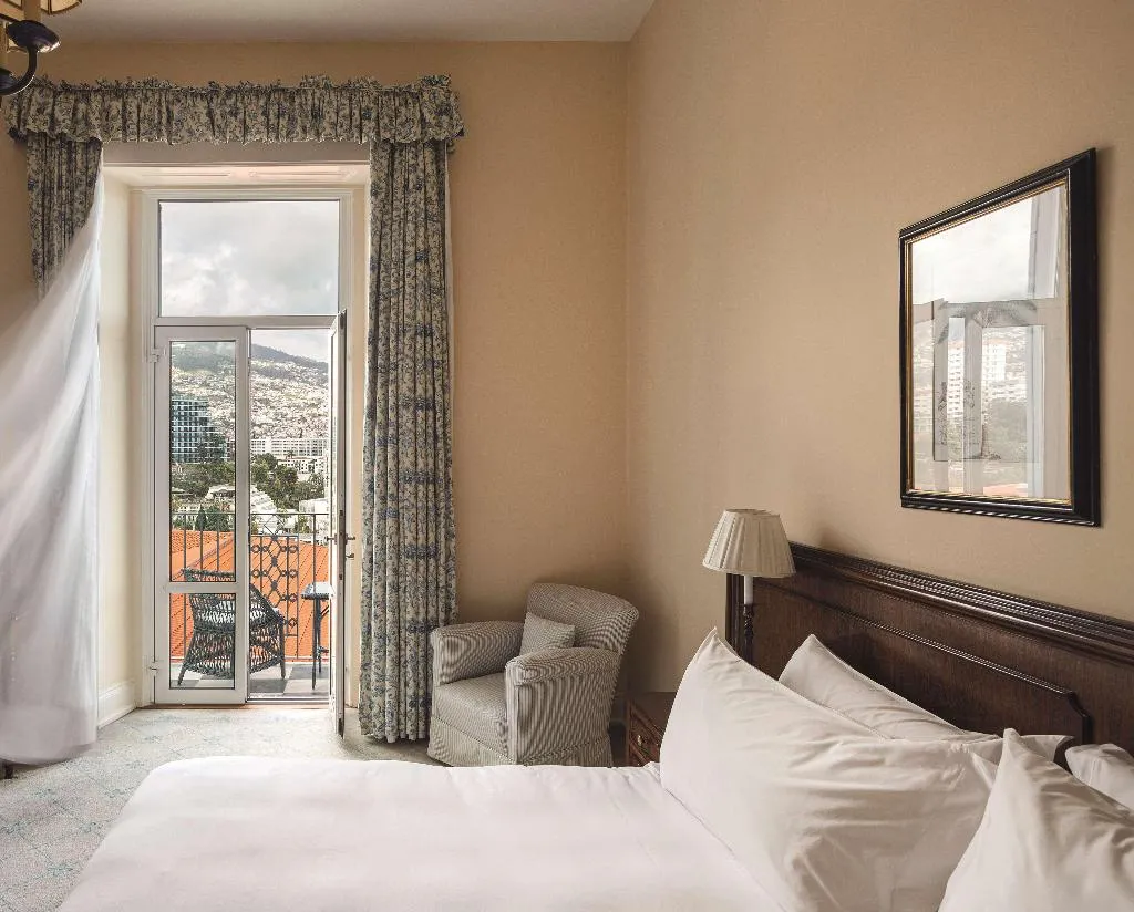 Room DELUXE Room, Reid's Palace, A Belmond Hotel, Madeira, Madeira