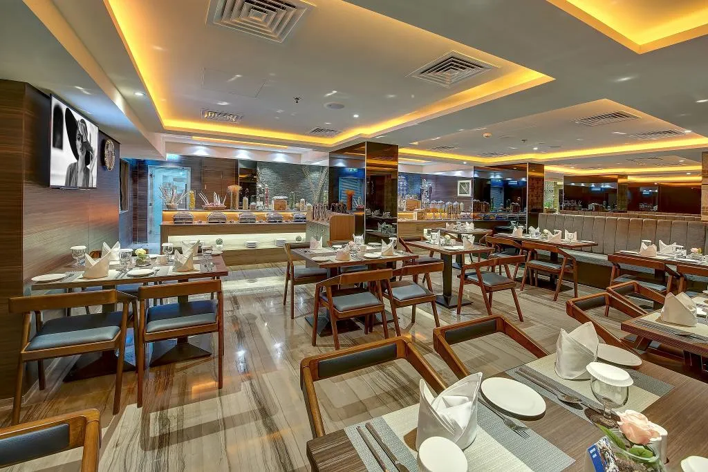 Restaurant, Omega Hotel Dubai, Dubai