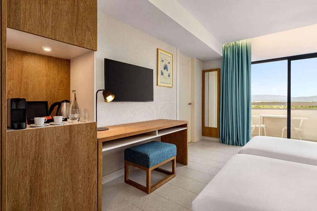 Room, Wyndham Residences Alvor Beach, Algarve