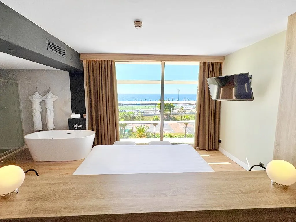 JUNIOR SUITE CAPACITY 2 Room, Eurohotel Diagonal Port, Barcelona