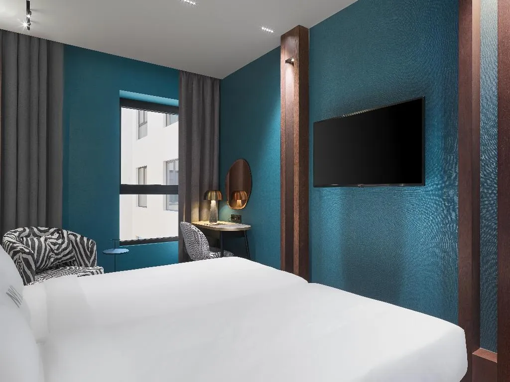 DOUBLE STANDARD Room, NYX Esperia Palace Athens by Leonardo Hotels, Athens