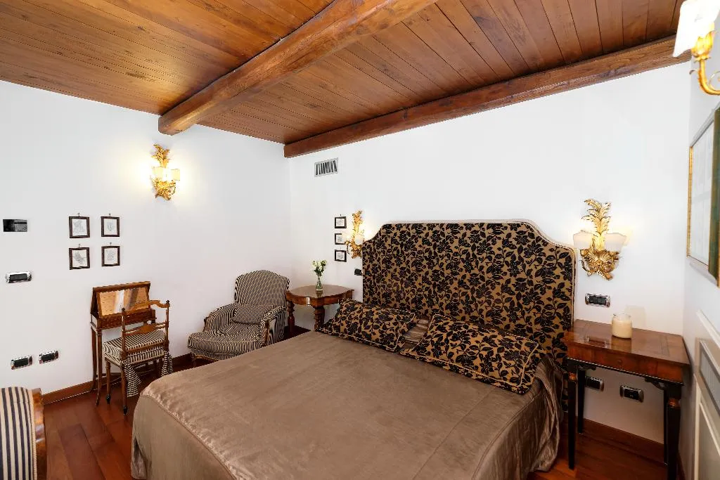 SUITE PREMIER Room, Botanico San Lazzaro, Naples