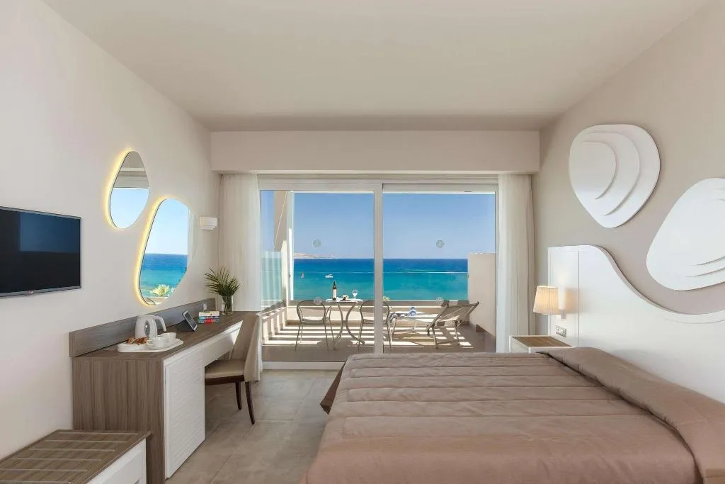 FAMILY ROOM EXECUTIVE Room, Rodos Princess Beach Hotel, Rhodes