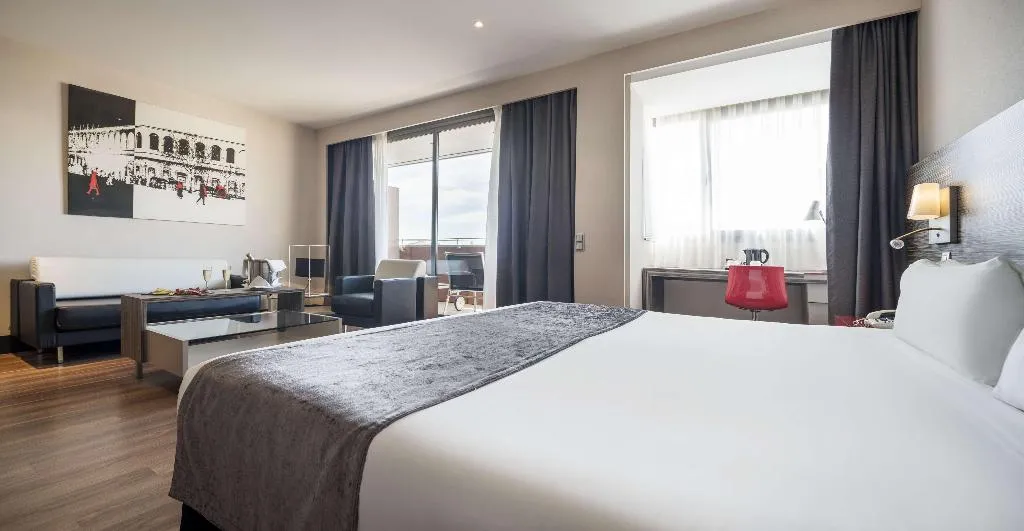 Room, Ilunion Barcelona, Barcelona