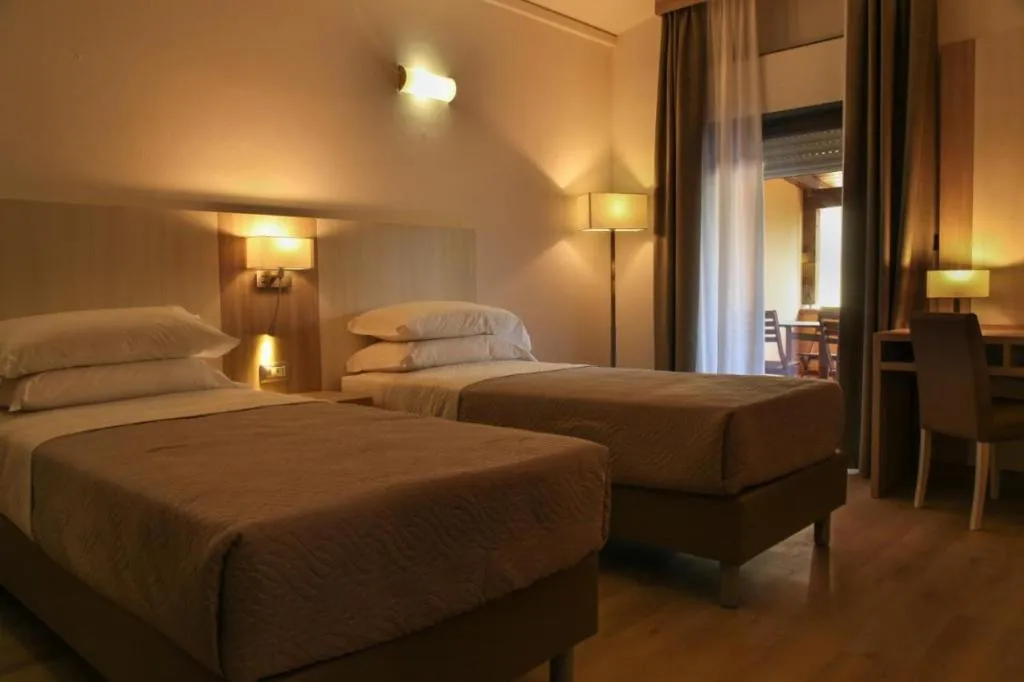 Double or Twin WITH BALCONY Room, Pausania Inn, Alghero