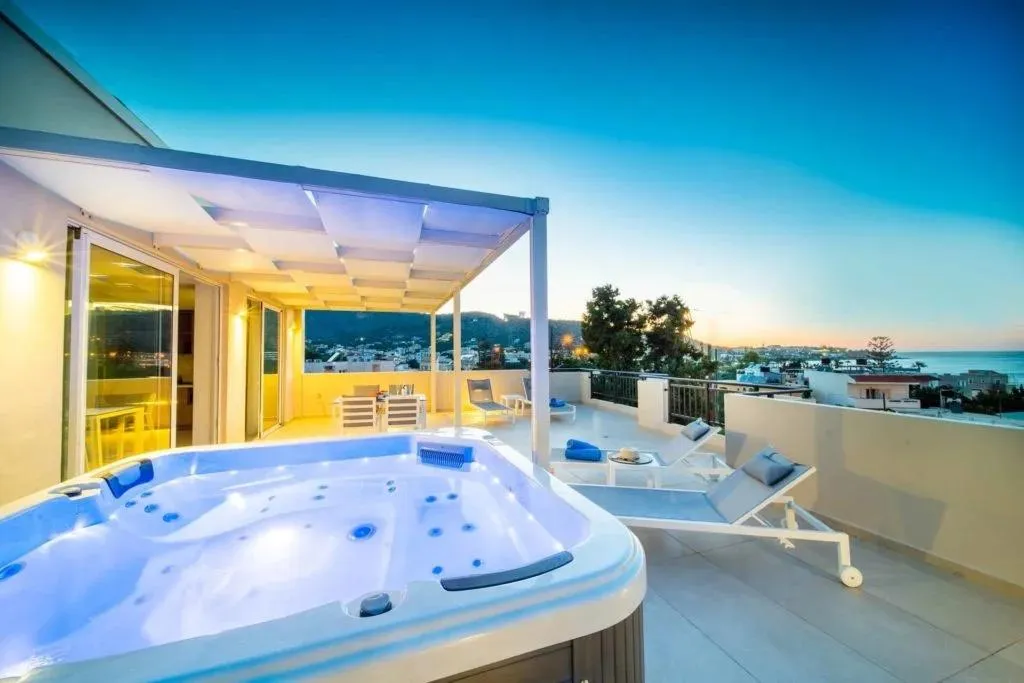 JUNIOR SUITE SEA VIEW Room, Rainbow Apartments, Crete