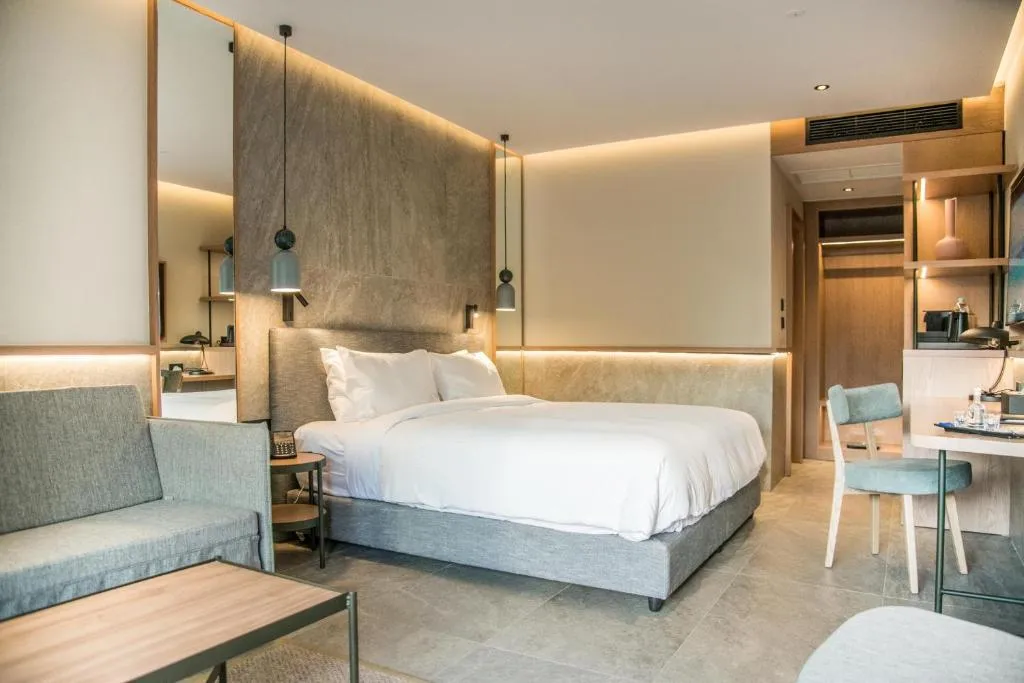 JUNIOR SUITE GARDEN VIEW Room, King Minos Retreat Resort and Spa, Crete
