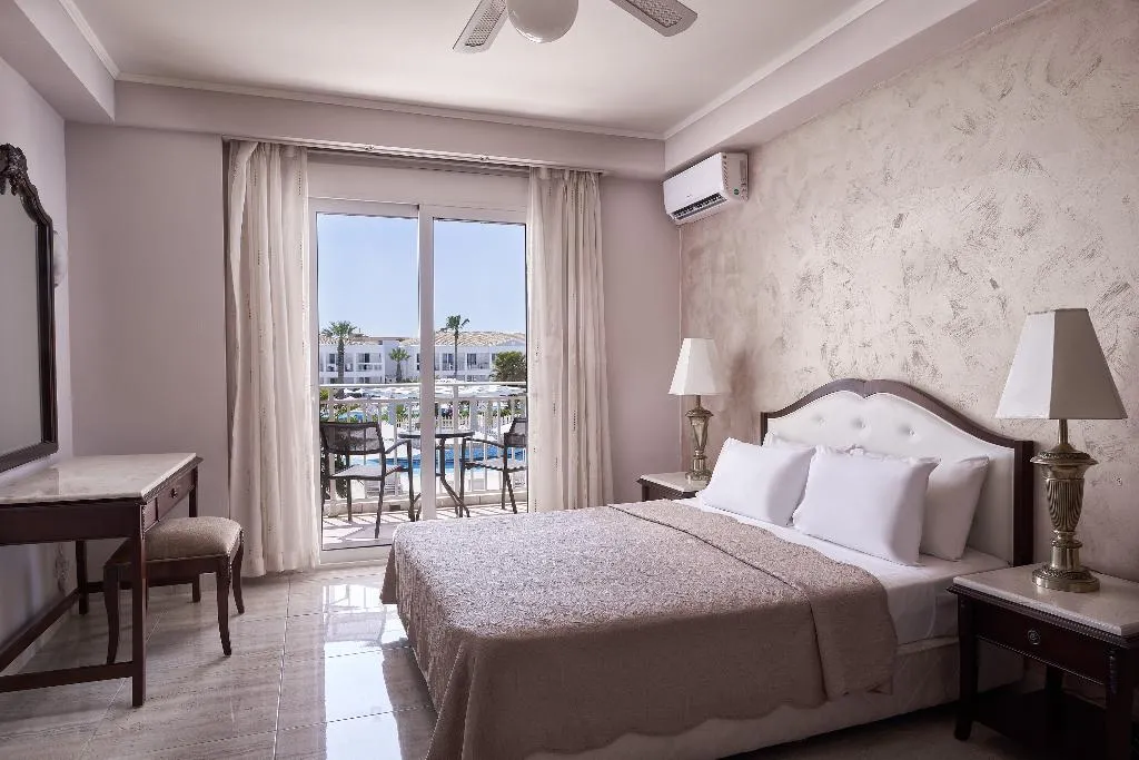 JUNIOR SUITE PARTIAL SEA VIEW Room, Sandy Beach Resort, Corfu