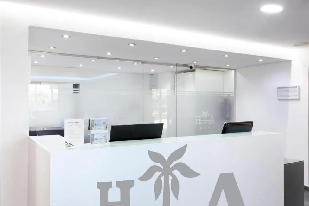 Lobby, Abril, Costa Blanca