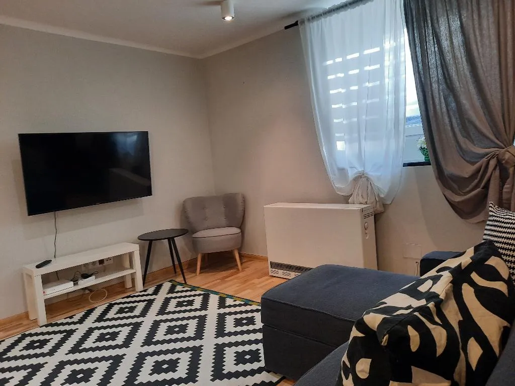 APARTMENT WITH DOUBLE BED Room, Lorf Hostel&Coffee, Krakow