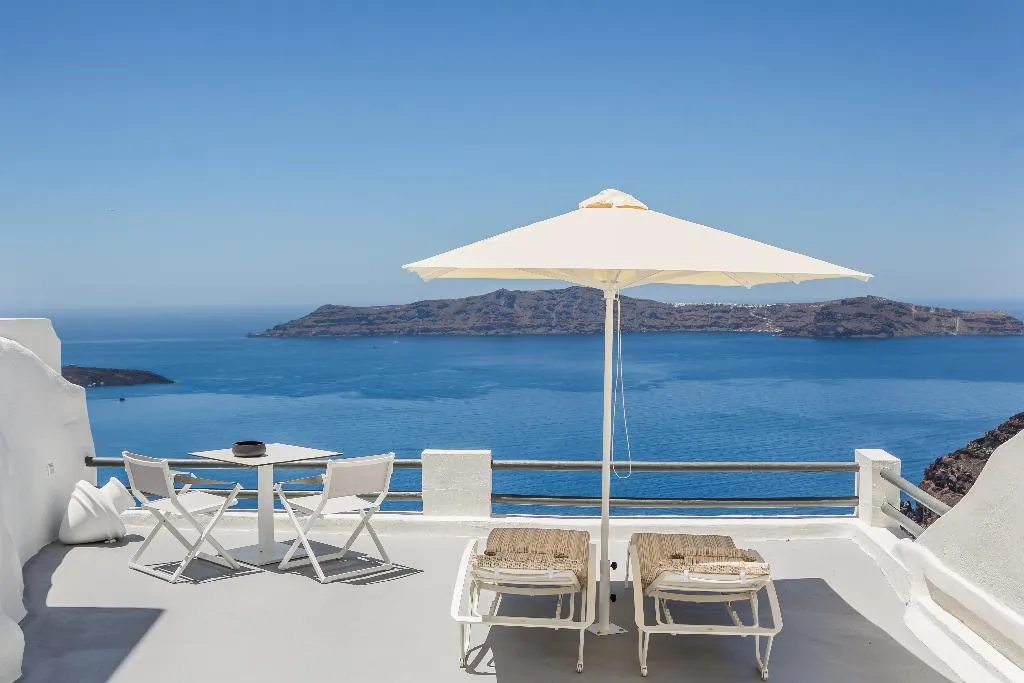 SUITE WITH PRIVATE POOL Room, Sun Rocks Boutique Hotel | Caldera View Suites, Santorini
