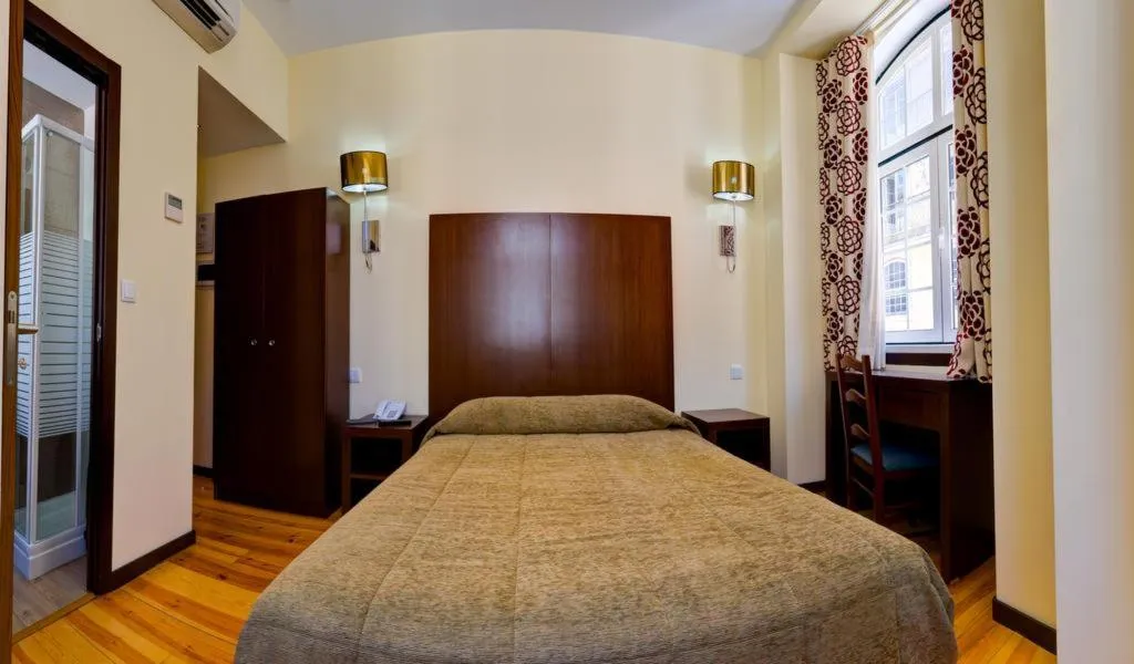 SINGLE STANDARD Room, Hotel Duas Nacoes, Lisbon