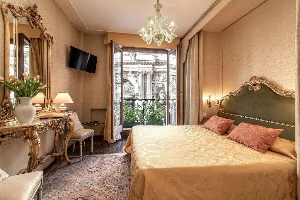 DOUBLE SUPERIOR QUEEN BED Room, Bel Sito e Berlino, Venice