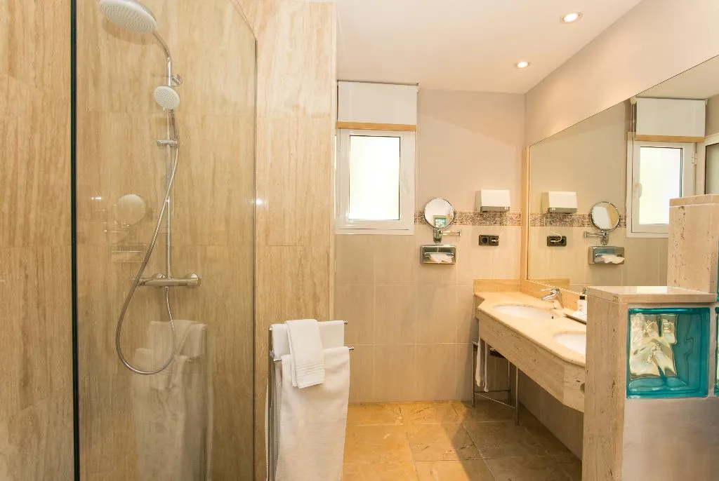SUITE PRESTIGE Room, Minura Cala Galdana & Apartamentos d´Aljandar, Menorca