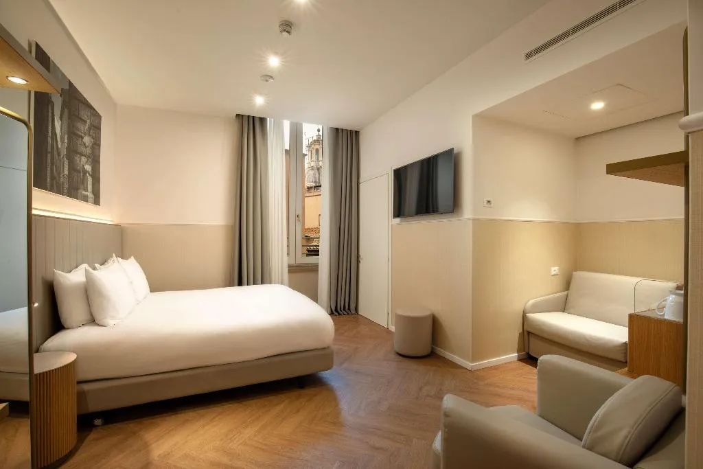 DOUBLE Accessible SUPERIOR Room, Cosmopolita Hotel Rome, Tapestry Collection by Hil, Rome