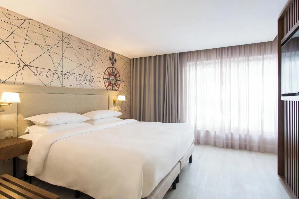 DOUBLE QUEEN SIZE BED Room, Four Points By Sheraton Sesimbra, Lisbon
