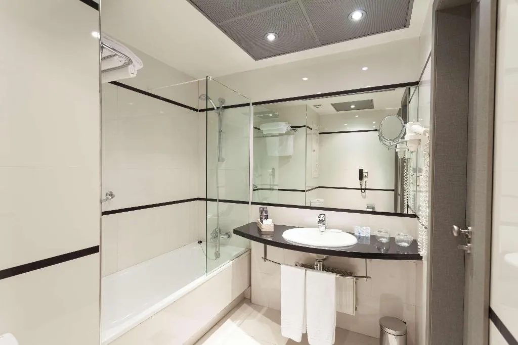 DOUBLE STANDARD Room, Best Western Premier Hotel Dante, Barcelona