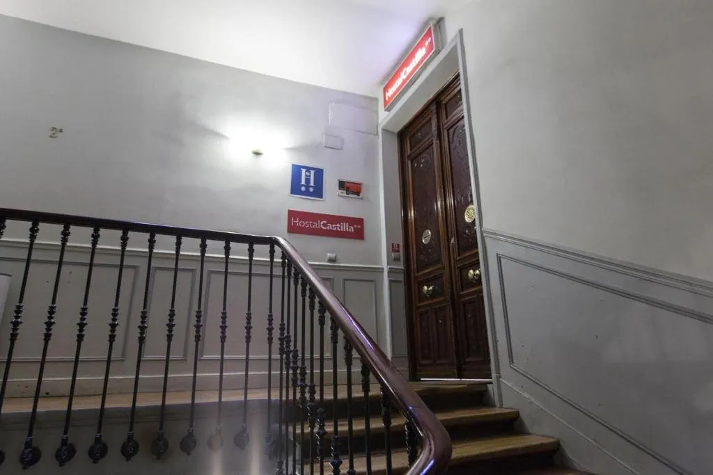 Lobby, Hostal Castilla I, Madrid