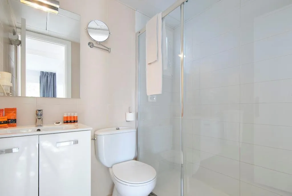 APARTMENT TWO BEDROOMS Room, Duvabitat Apartaments, Majorca