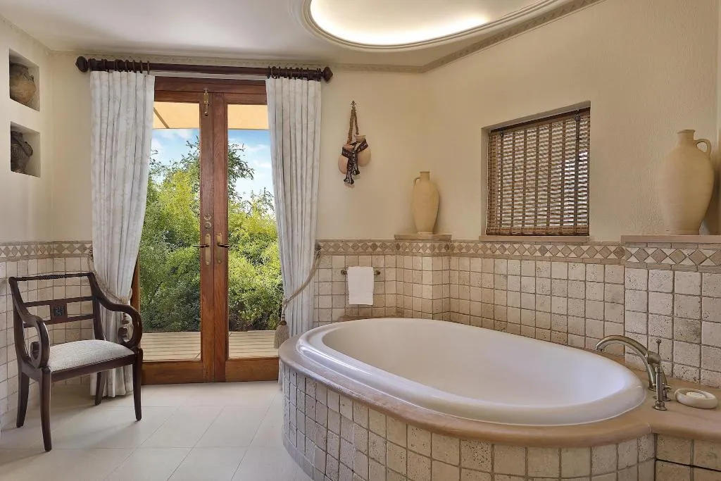 Room, Al Maha, a Luxury Collection Desert Resort & Spa, Dubai