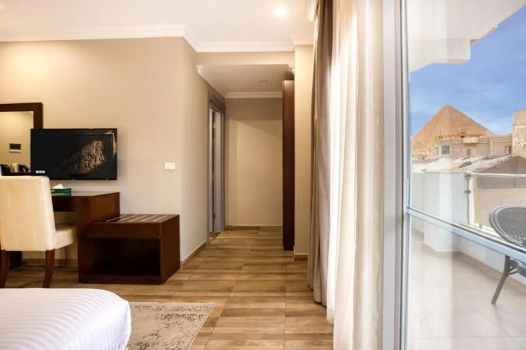 Room, Mamluk Pyramids Hotel, Cairo
