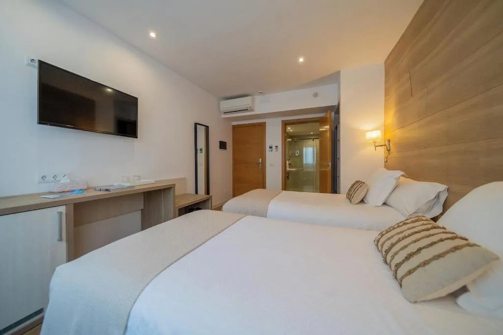 Room, Hostal Menurka, Menorca