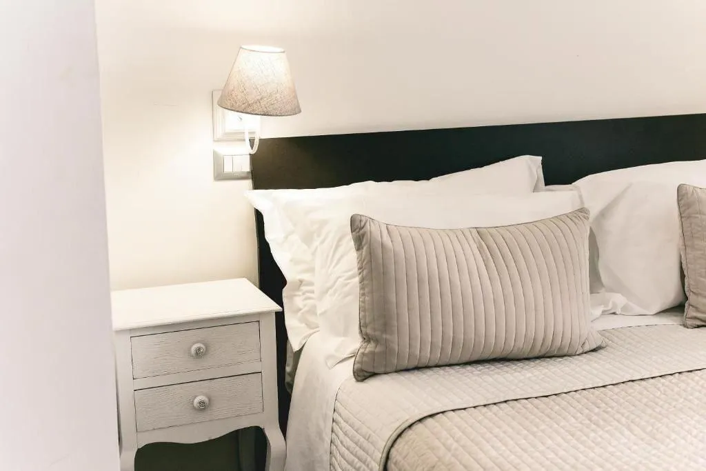 Room, Angolo Di Roma, Naples