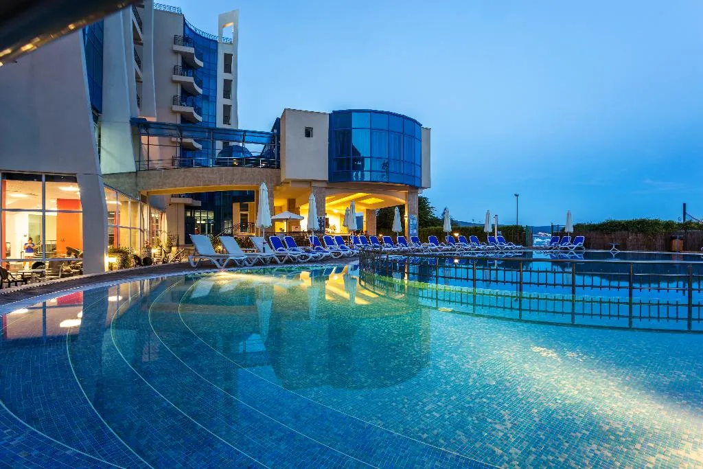 Pool, Blue Pearl Hotel, Bourgas