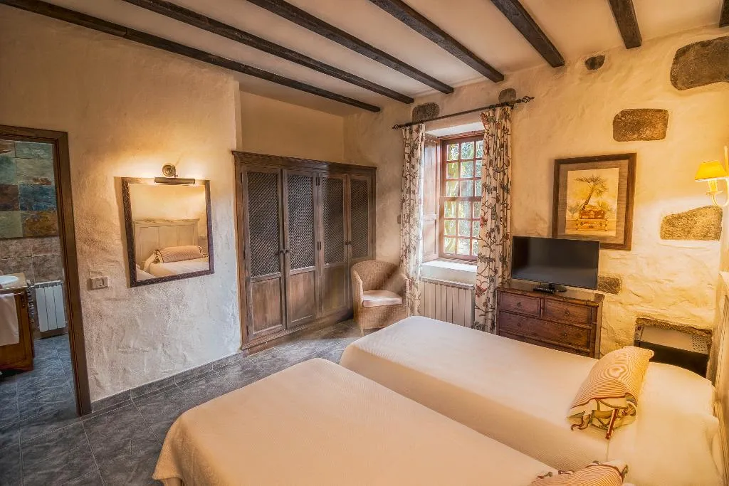 DOUBLE CAPACITY 2 Room, Hotel Rural LIVVO Maipez, Gran Canaria