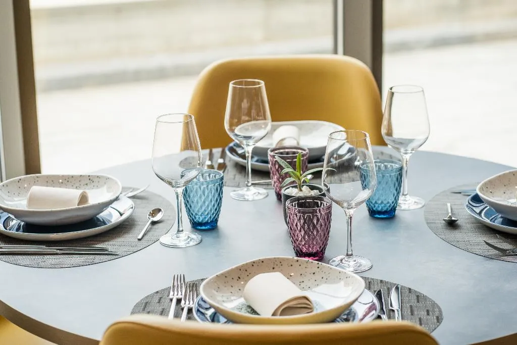 Restaurant, Leonardo Royal Hotel Barcelona Fira, Barcelona